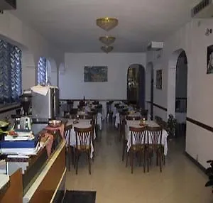 Marika מלון רימיני