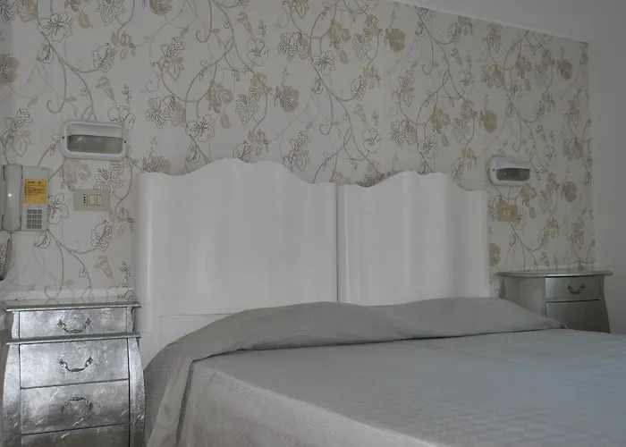 Marika Hotell Rimini